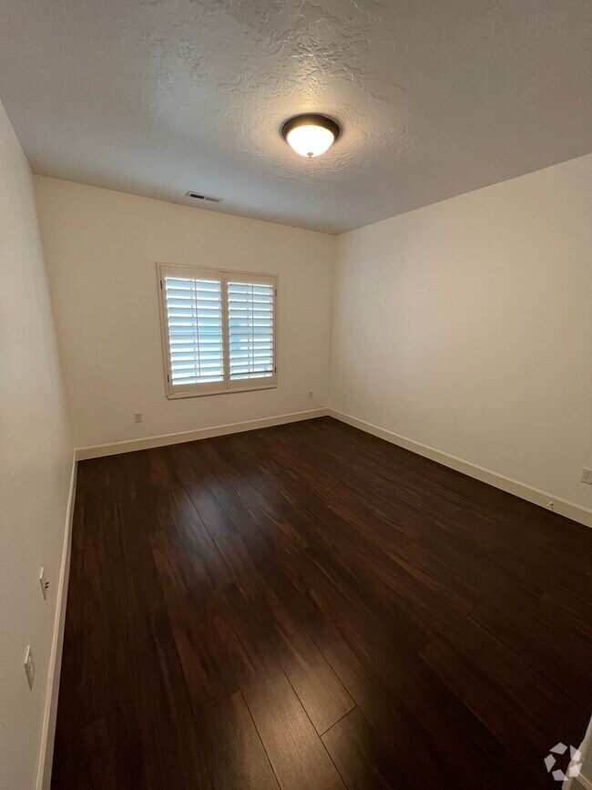 Tuscan Villas Townhomes Furnished Apartments for Rent Orem, UT 3 Rentals