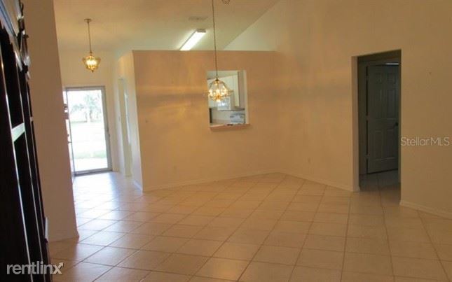 Foto del edificio - 3 br, 2 bath House - 5320 Astor St