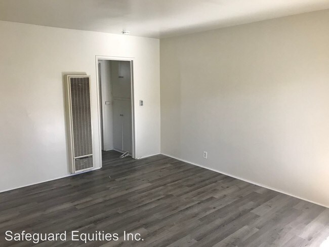 Building Photo - 5461 Orange Ave