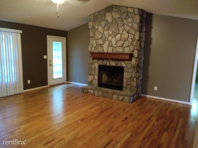 Building Photo - 3 br, 2.5 bath House - 4480 S NC 16 Hwy