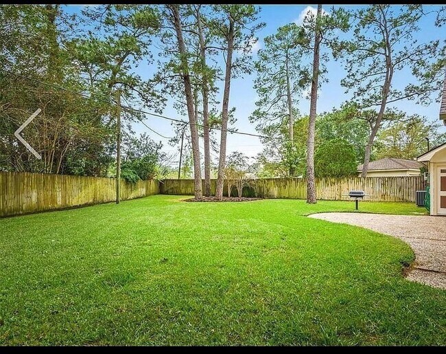 Foto del edificio - 12115 Fawnview Dr