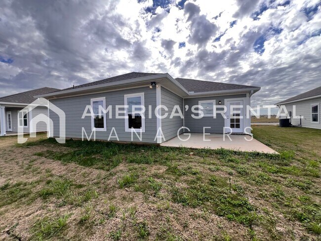 Foto del edificio - 21521 Tawny Lp