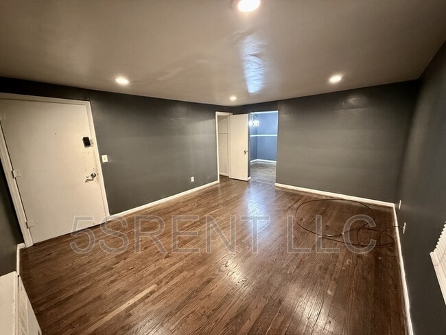 Photo - 2529 Rack Ct Apartment