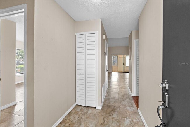 Building Photo - 2522 Tahoe Cir