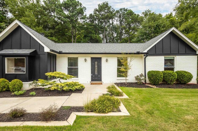 Foto del edificio - 1023 Greencliff Rd