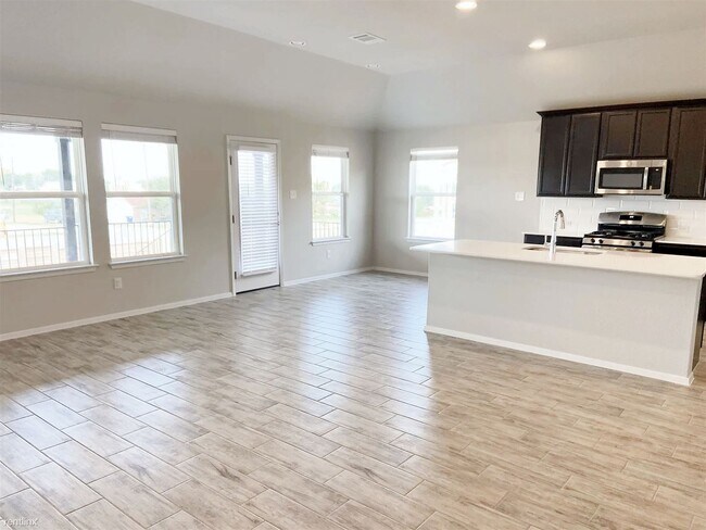 Building Photo - 3 br, 2 bath House - 417 Spiny Lizard Ln