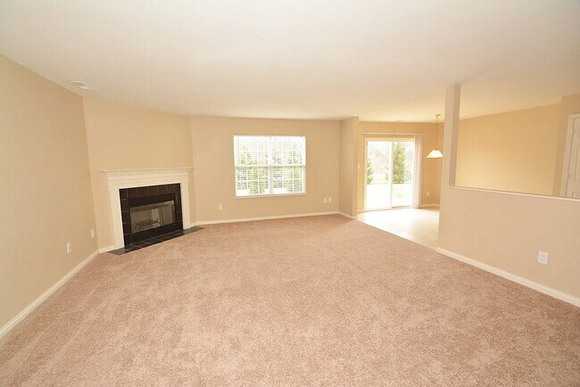 Foto del edificio - 4768 Beach Club Dr