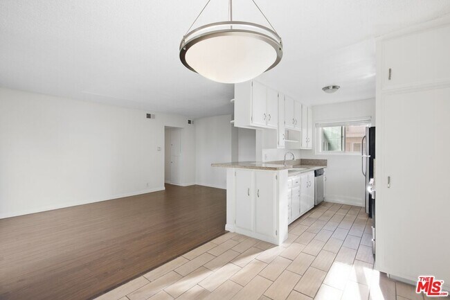 Foto del edificio - 739 Croft Ave