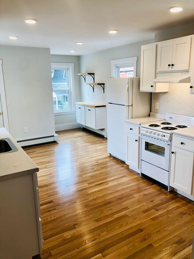 Foto principal - 90 Highland Ave