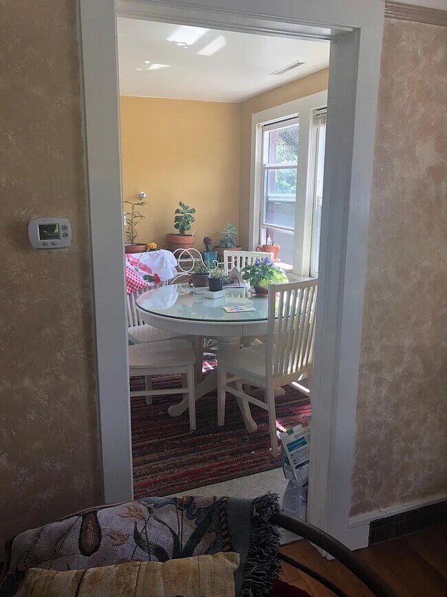 Foto del edificio - 340 S Grand Ave