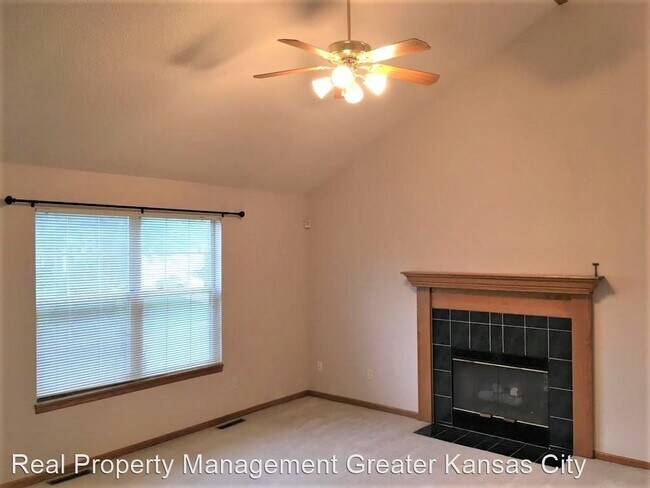 Building Photo - 3 br, 2 bath House - 1912 SE 7th Street