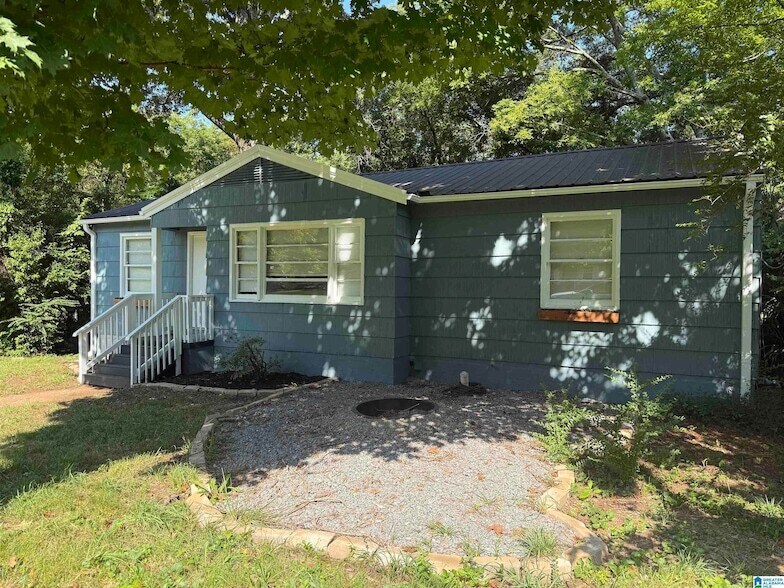 Foto principal - 8432 9th Ave S