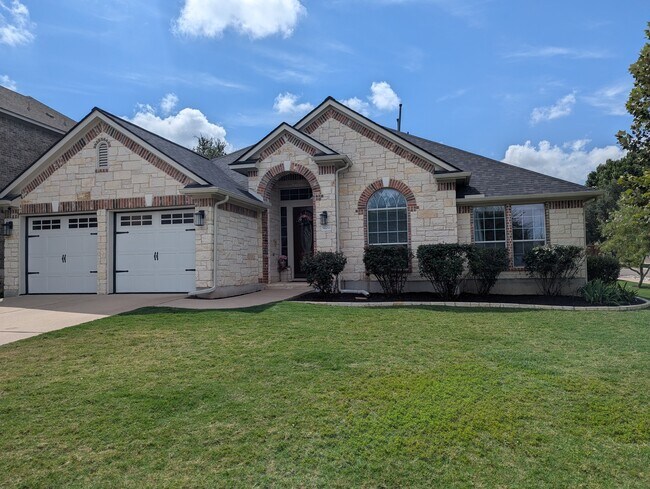 Foto del edificio - 5600 Medicine Creek Dr