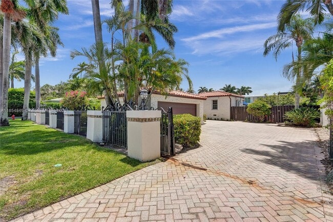 Building Photo - 609 Isle of Palms Dr