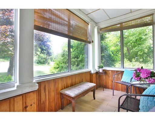 Foto del edificio - 1282 Randolph Ave