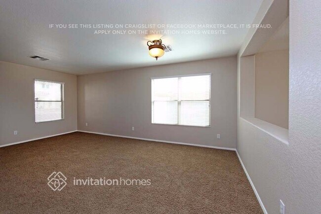 Foto del edificio - 9705 W Florence Ave