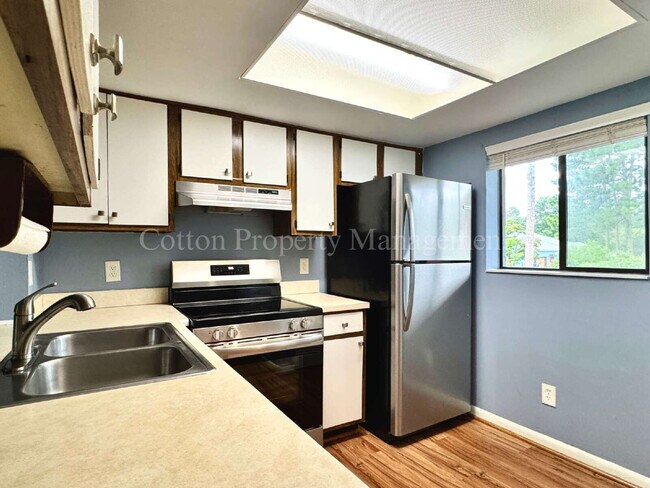 Foto del edificio - 2BR/2BA Condo - Great Location in Midtown ...