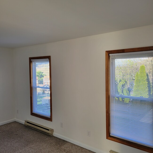 Main Bedroom - 805 S Front St