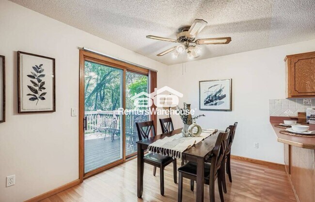 Foto del edificio - 2883 117th Ln NW