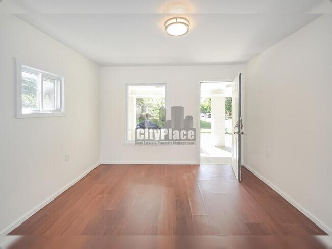 Foto del edificio - 227 S Dearborn St