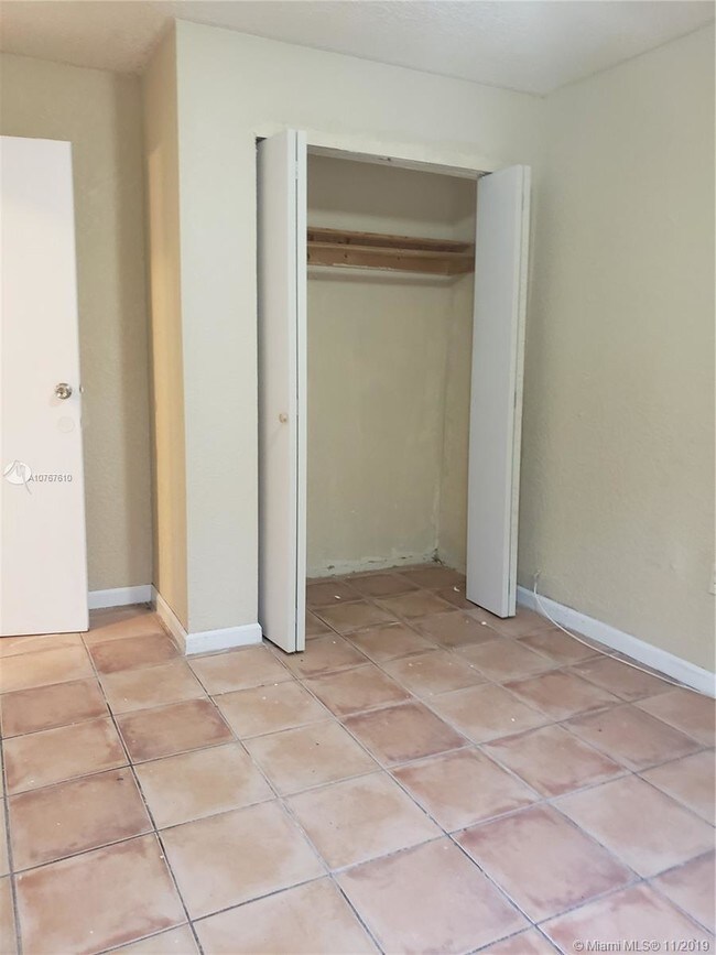 Foto del edificio - 715 NW 116th Terrace