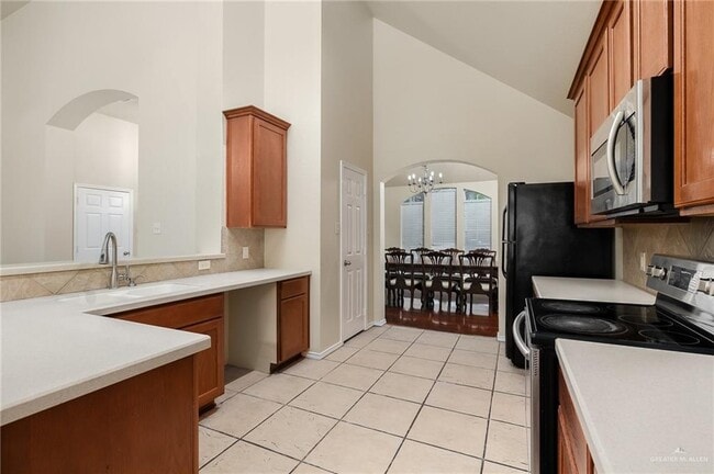 Building Photo - 3400 San Angelo St