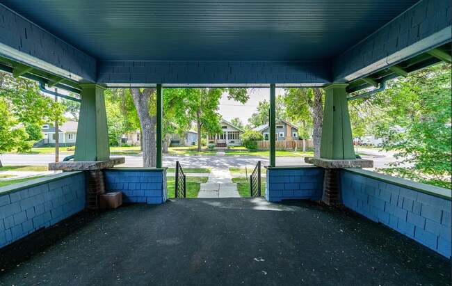 Foto del edificio - 25% OFF FIRST MONTHS RENT - Large Beautiful Home