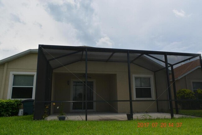 Foto del edificio - 5612 Aral Dr