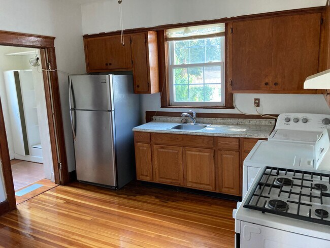 New Appliances - 11 Gray St