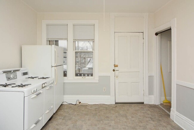 Foto del edificio - 3426 N Lincoln Ave