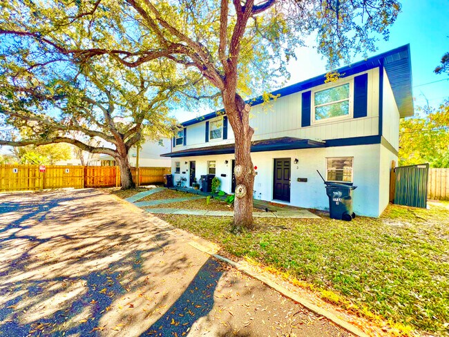 Foto del edificio - 2734 62nd Ave N