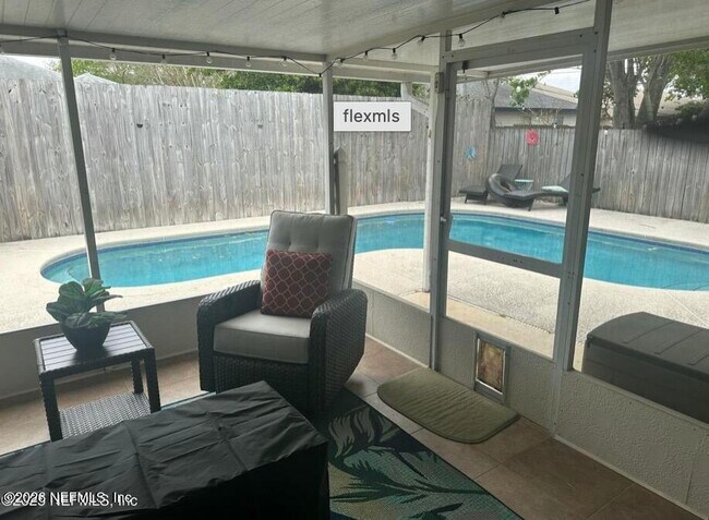 Building Photo - 382 Naugatuck Dr