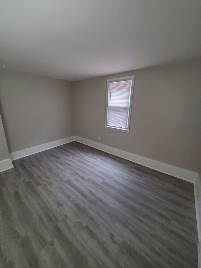 Foto del edificio - 2467 S Burrell St