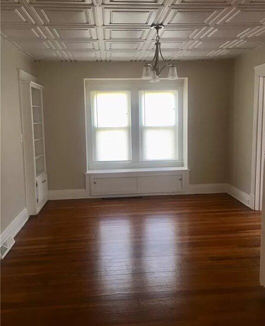 Dining Room - 31420 Lake Shore Blvd