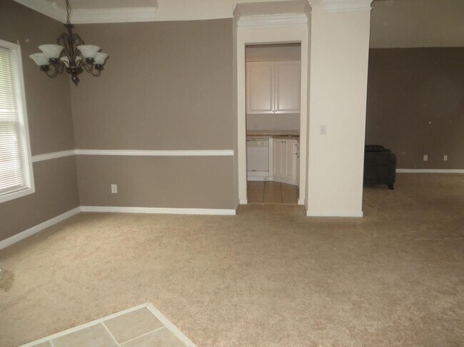 Foto del edificio - 8844 Fairview Bluff