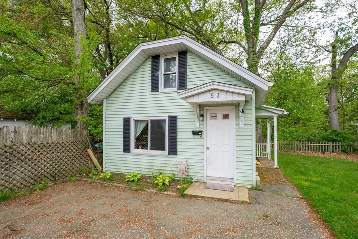 Foto principal - 93-95 Thaddeus St