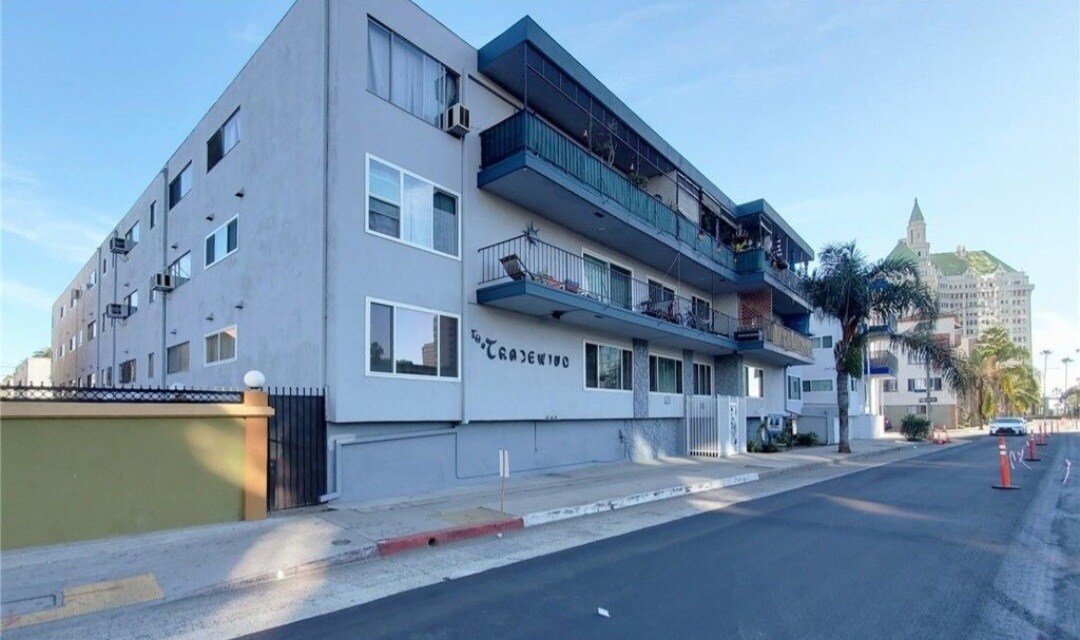 120 Alamitos Ave Unit 37, Long Beach, CA 90802 Condo for Rent in Long