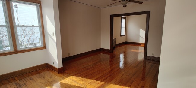 Foto del edificio - 1114 S Long Ave