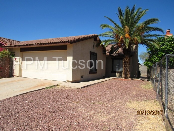 Primary Photo - 1750 W Lester St