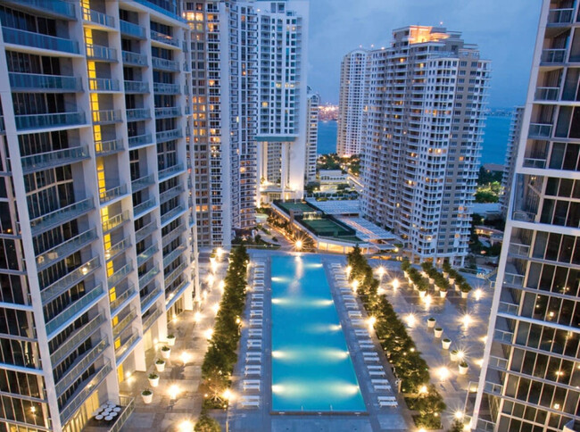 Foto del edificio - 485 Brickell Ave