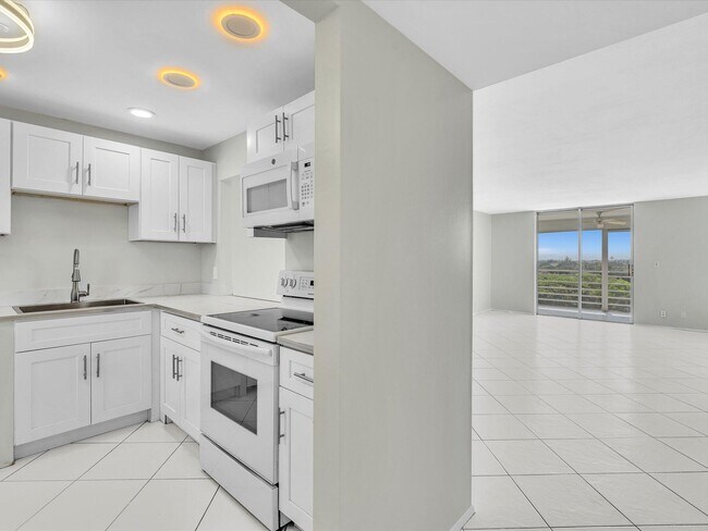 Foto del edificio - 6161 NW 2nd Ave