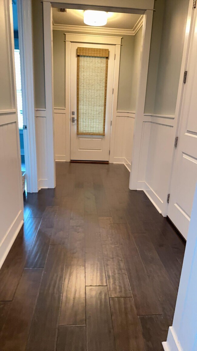 Foto del edificio - 40 Oak Ave