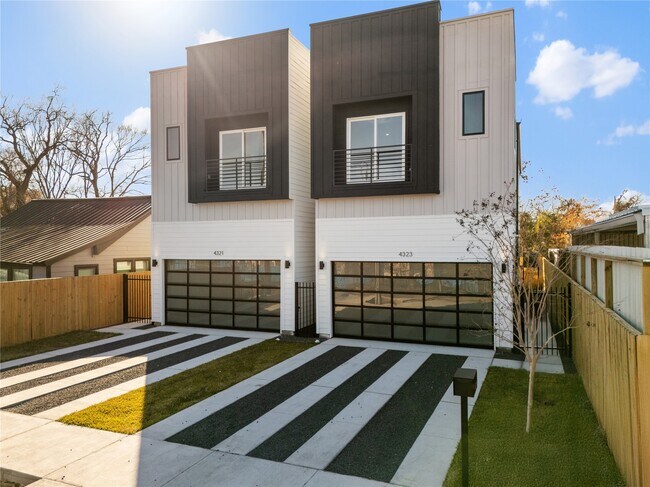 Foto del edificio - 4323 Rogers St
