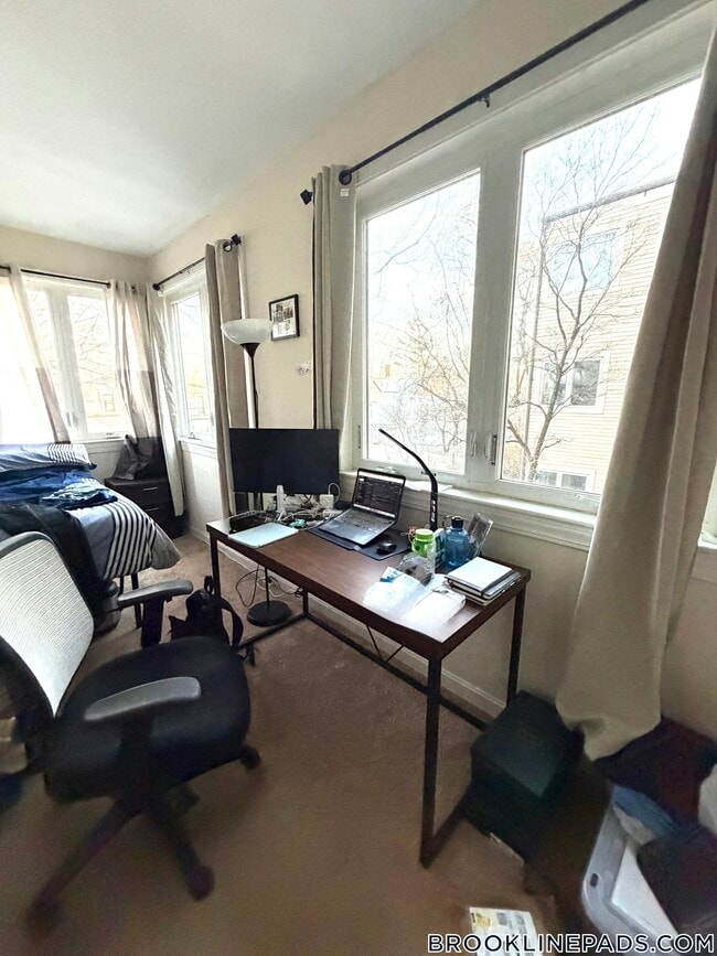 Building Photo - 39 St Paul St