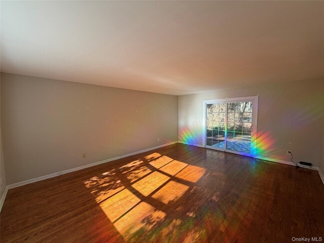 Building Photo - 15 Dugan Ln