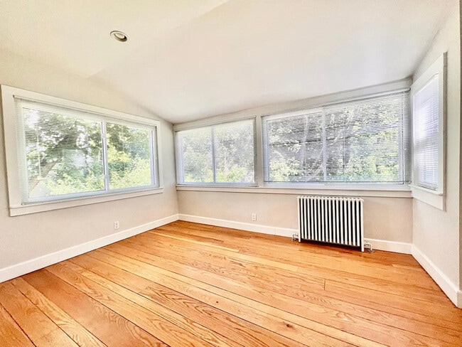 Building Photo - 130 Harrison Ave