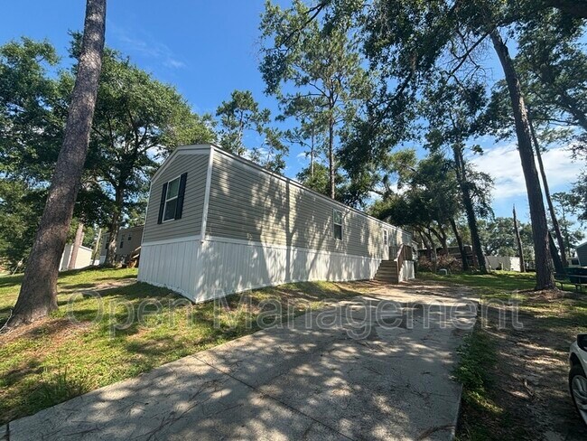 Foto del edificio - 6308 Bay Point Dr