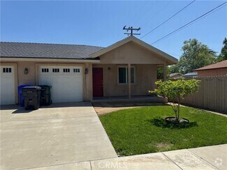 Building Photo - 3298 N Arrowhead Ave
