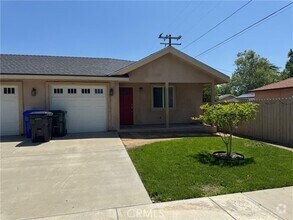 Building Photo - 3298 N Arrowhead Ave