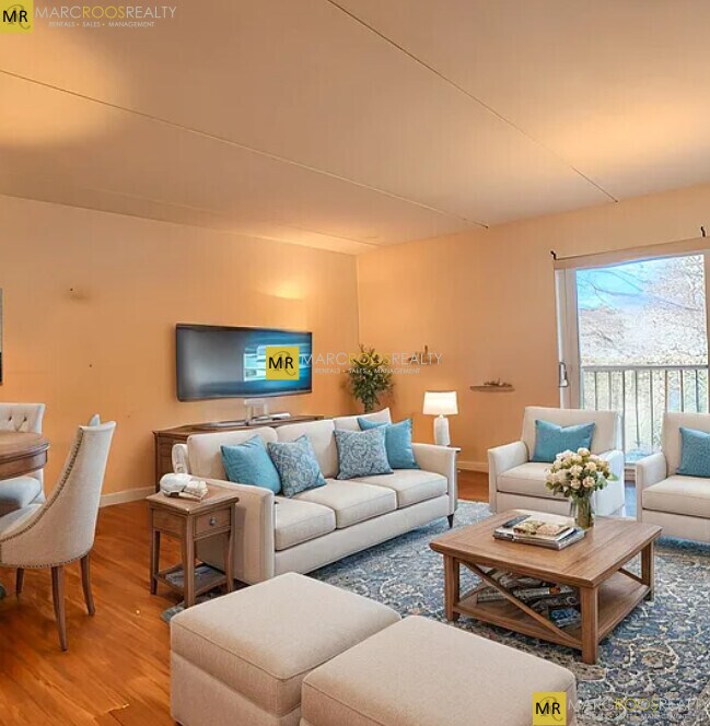 Foto principal - 40 Broadlawn Dr